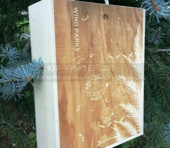 Купити дерев'яну коробку для подарунка